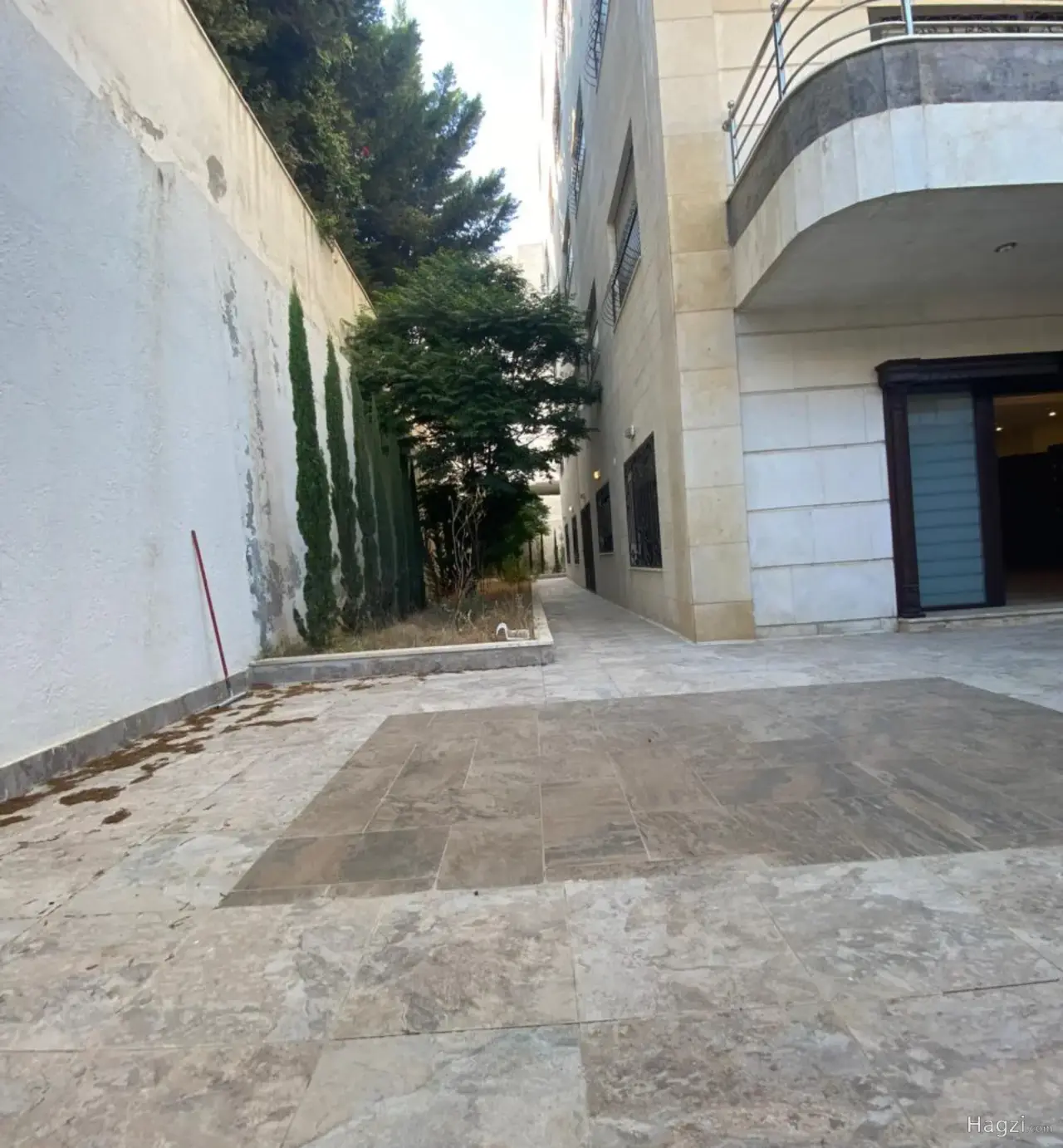 Unfurnished Apartment For Rent In Deir Ghbar #3322