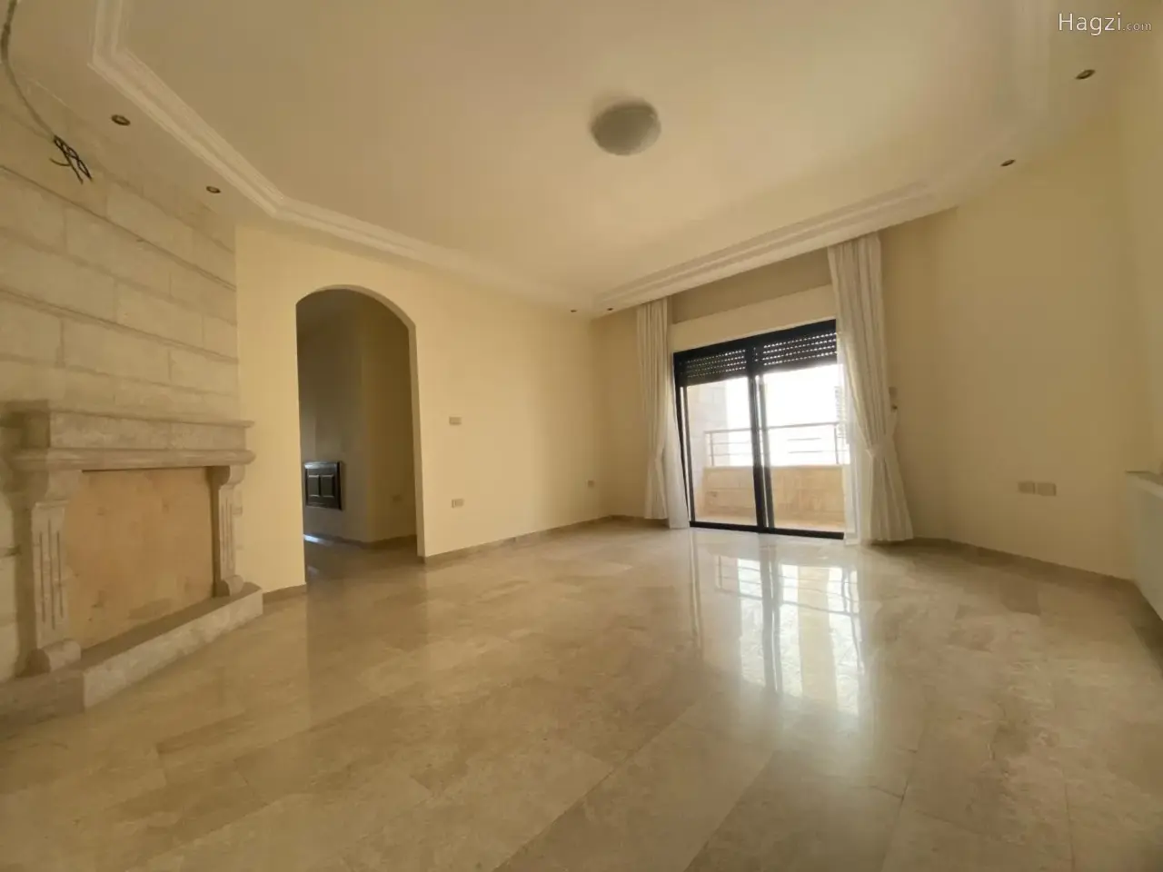Photograph 5 of 12