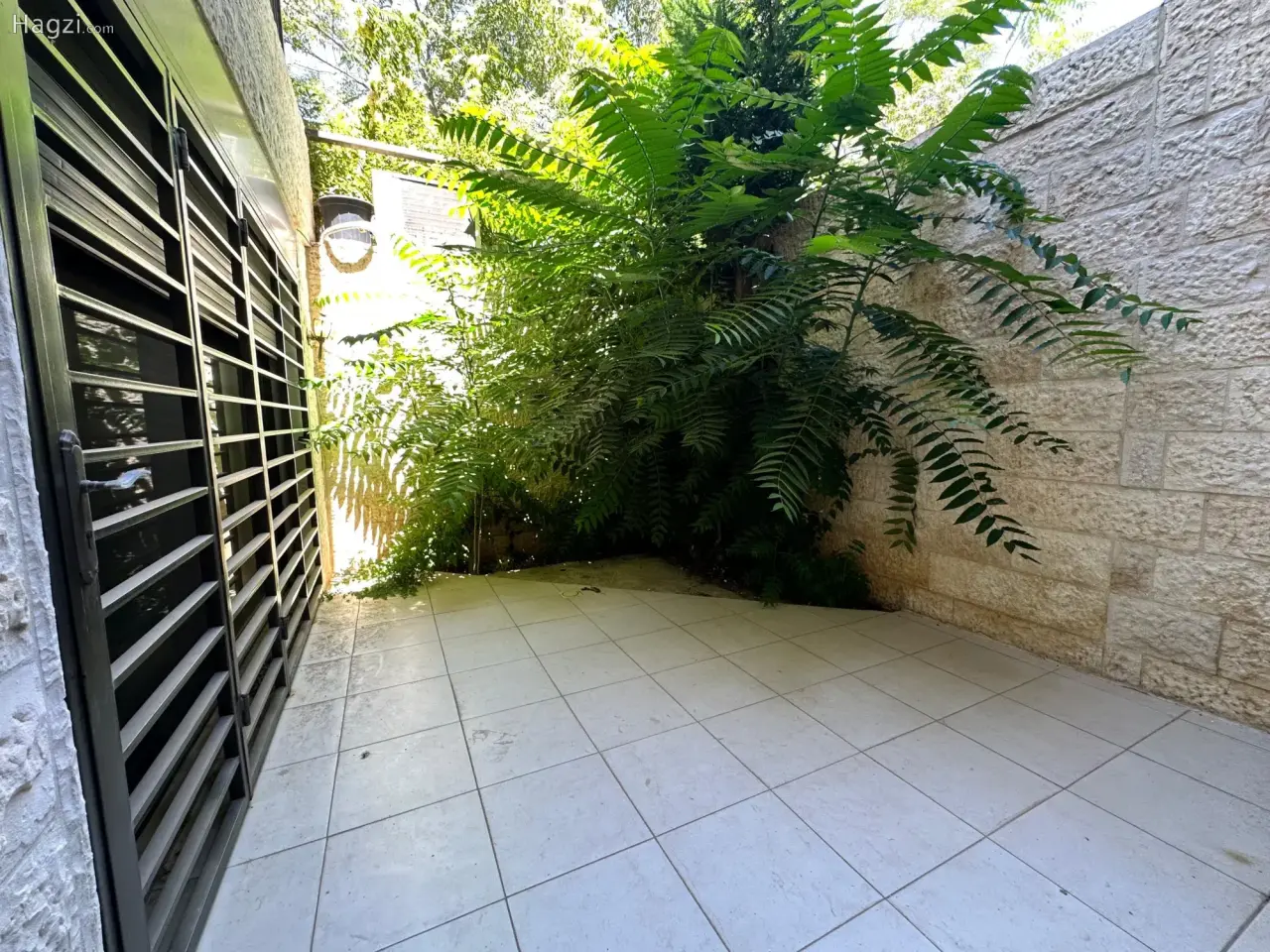 الصورة 6 من 12