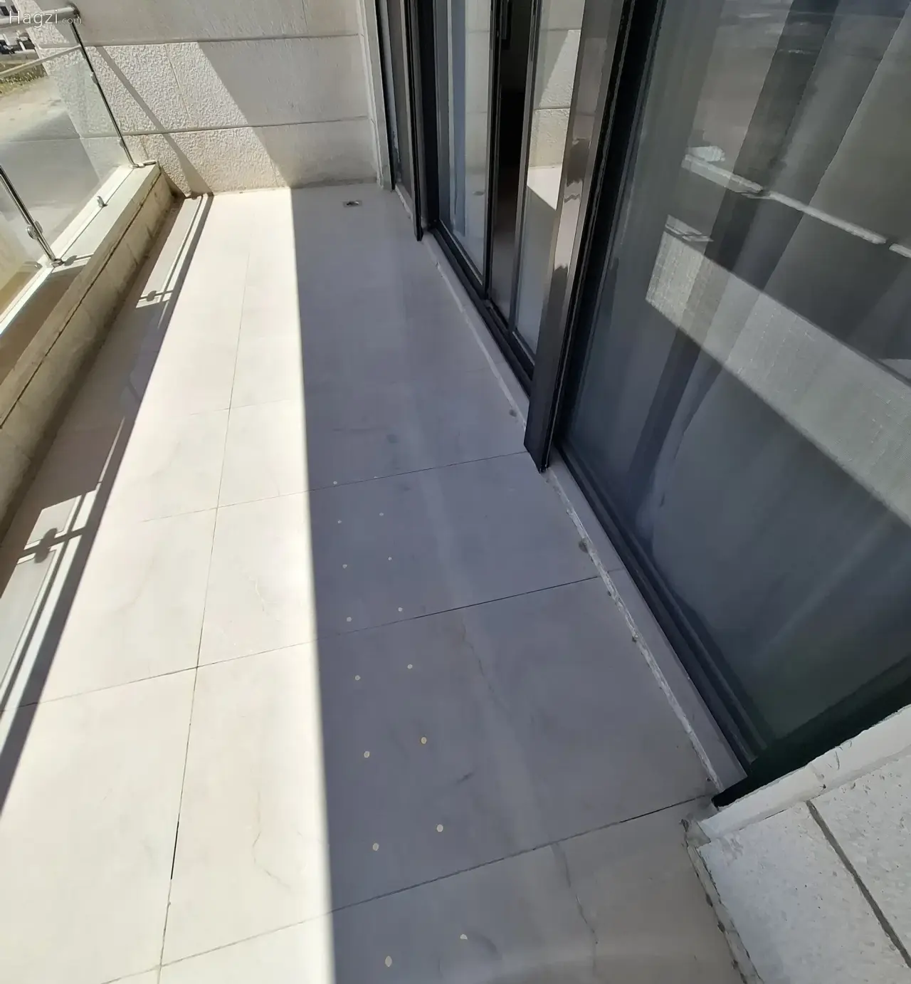 Photograph 5 of 12