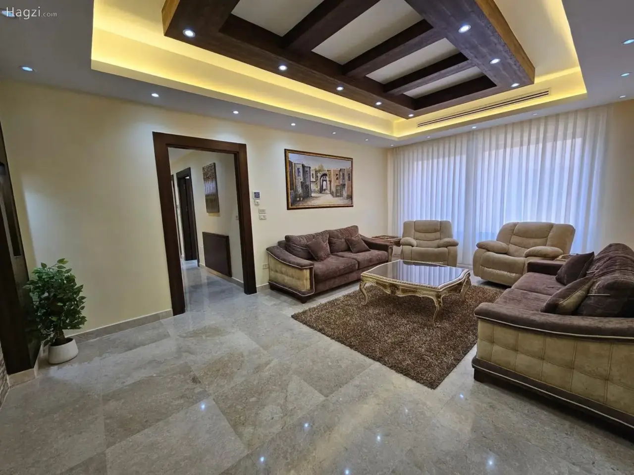 الصورة 10 من 12