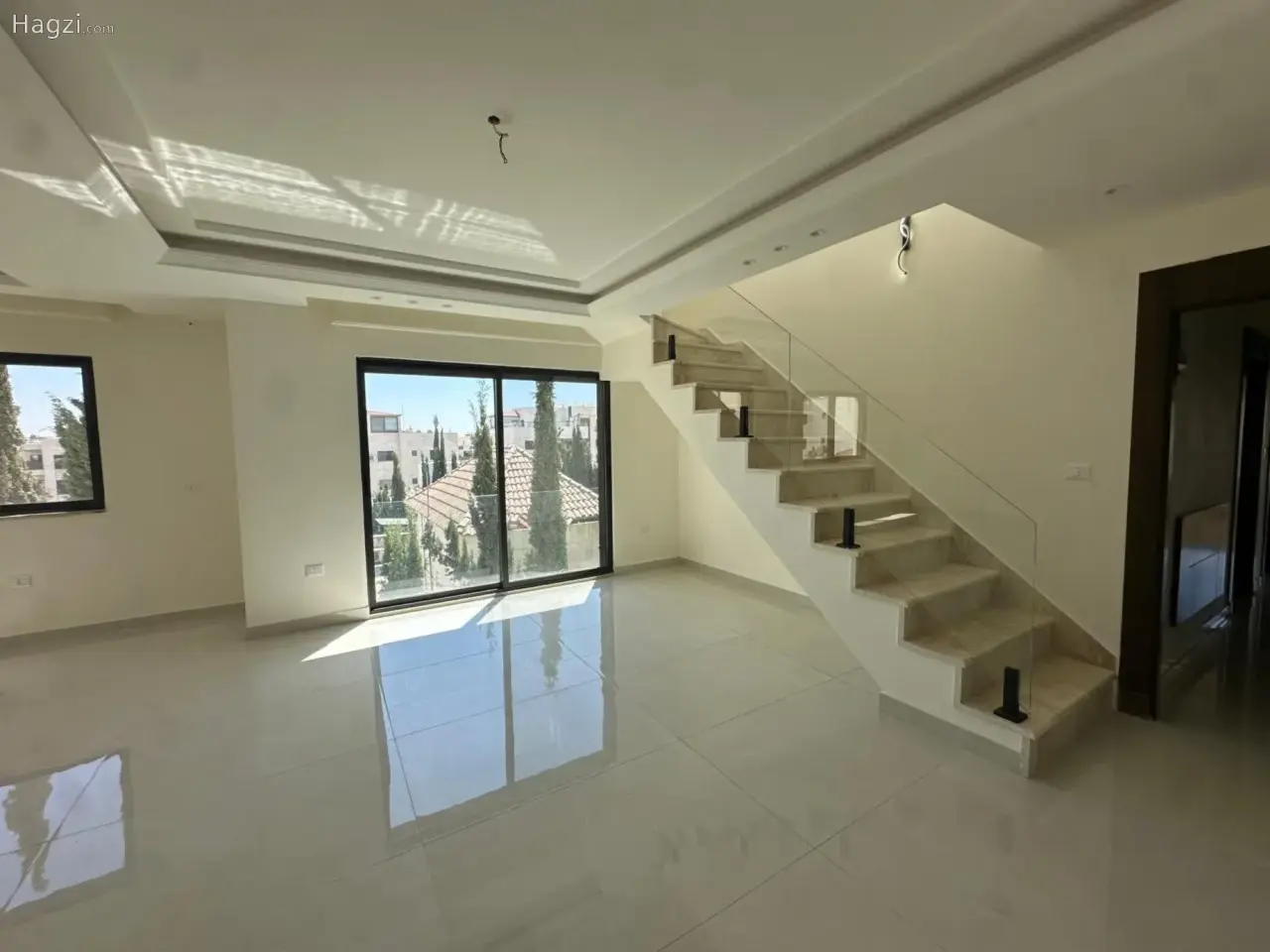 الصورة 3 من 12