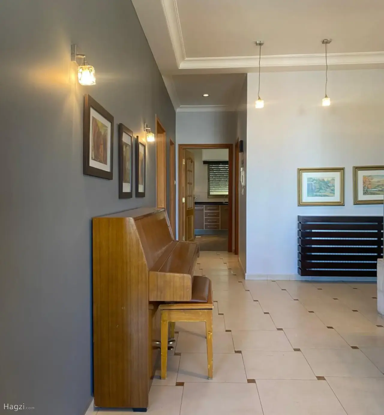Photograph 5 of 12