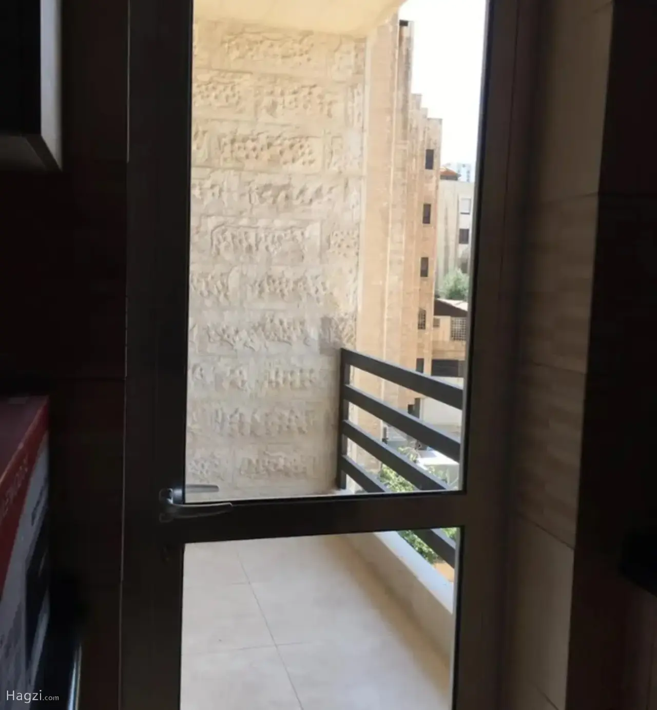 الصورة 10 من 12