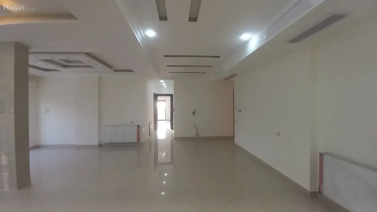الصورة 6 من 12