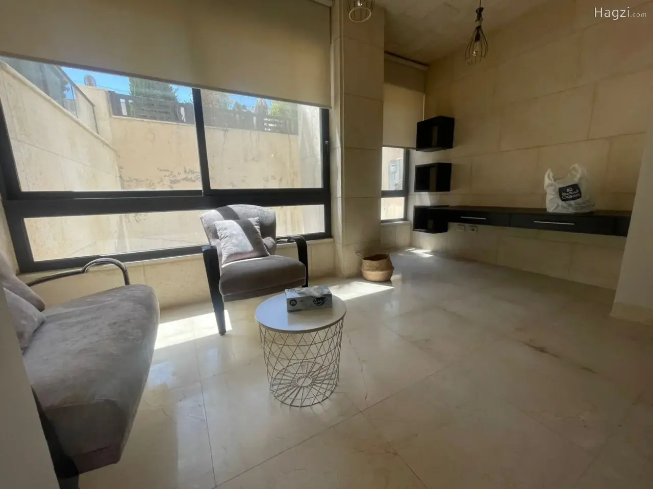 الصورة 4 من 12