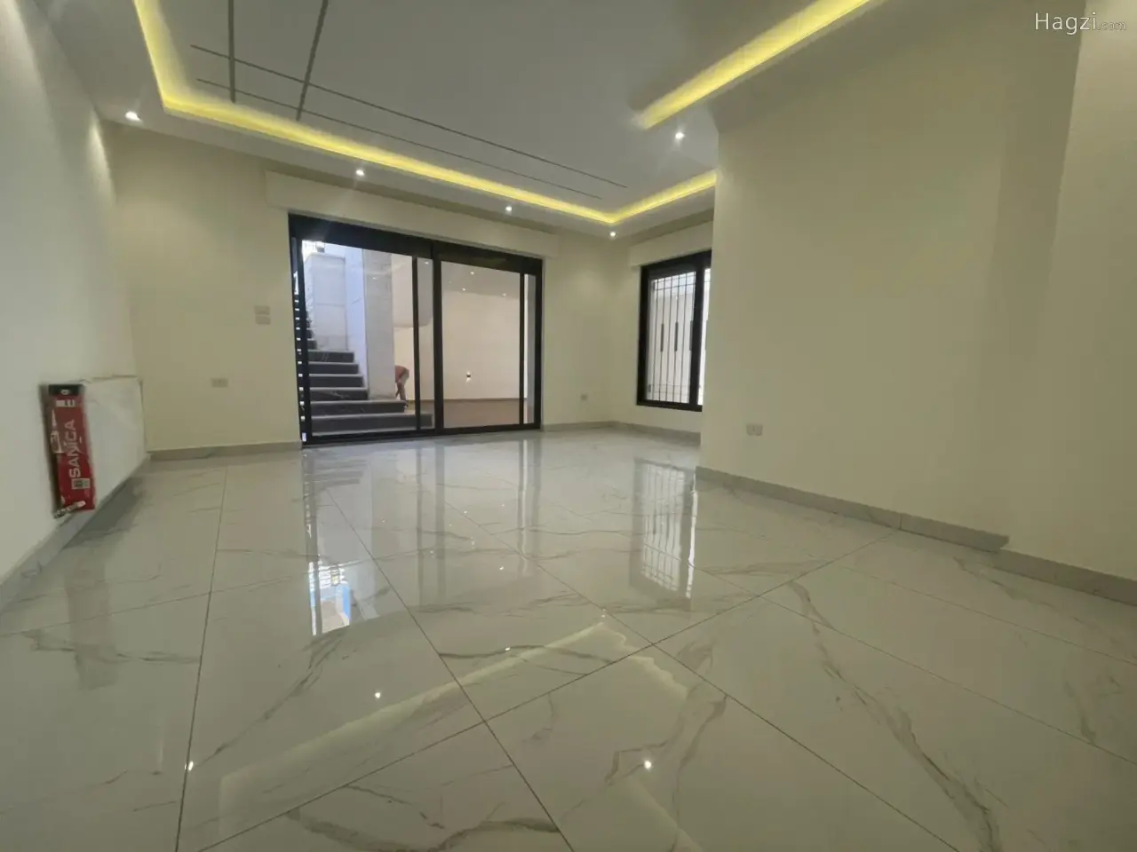 الصورة 2 من 12