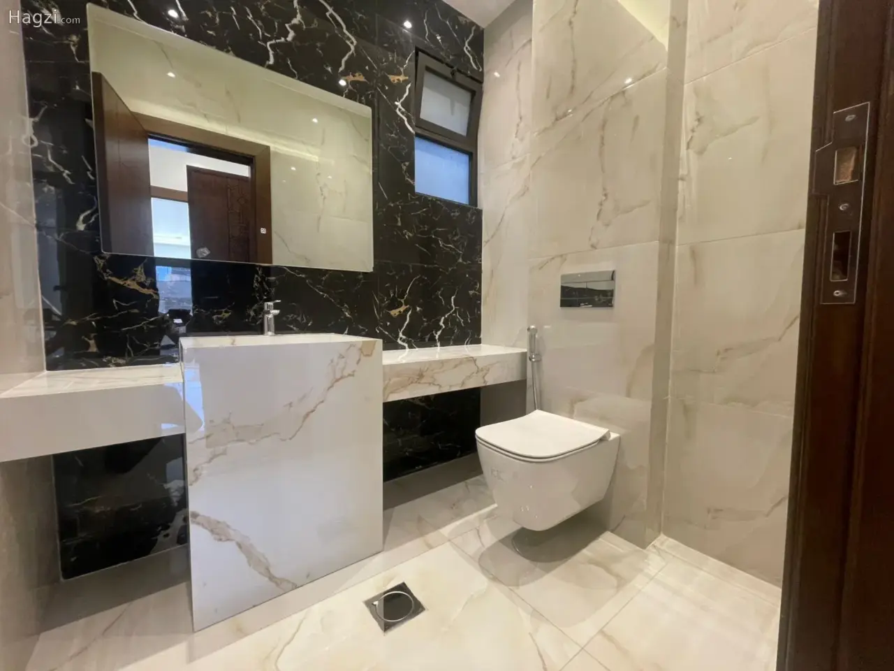Apartment for sale in Airport Road #2802