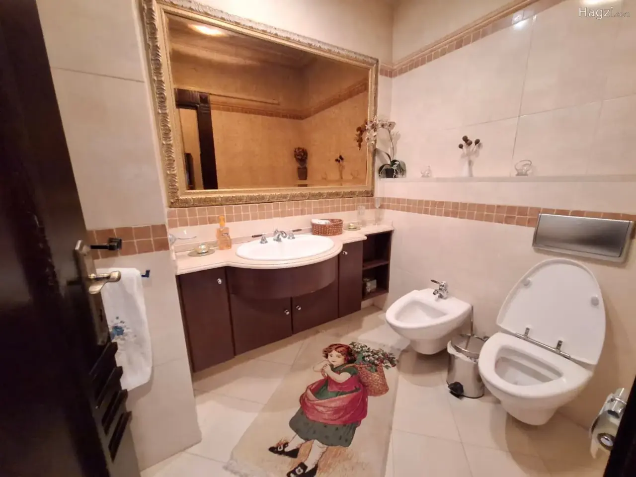 الصورة 11 من 12