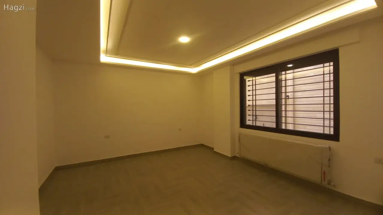 الصورة 6 من 12