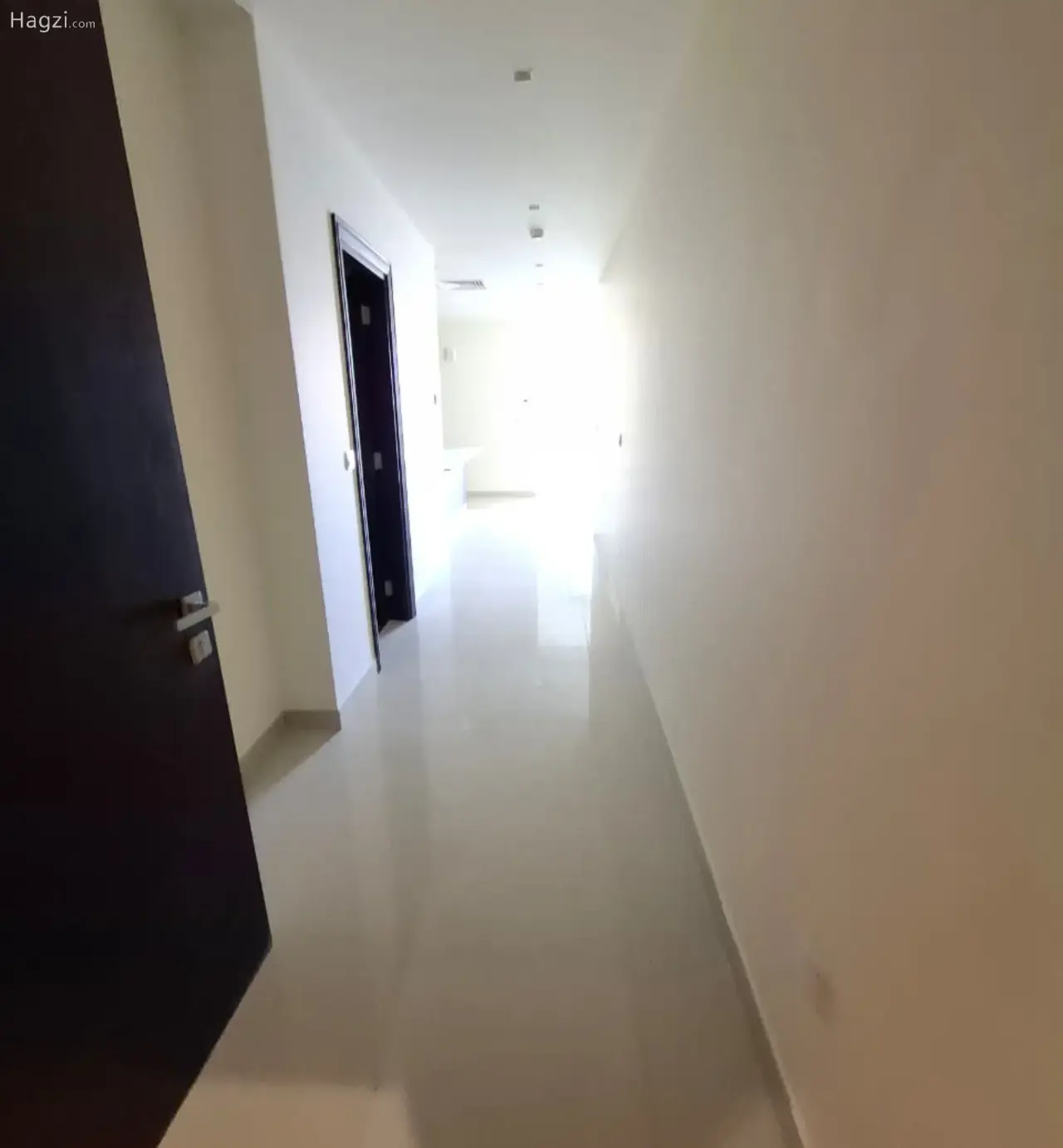 Three bedrooms apartment for sale in Al Abdali #2682
