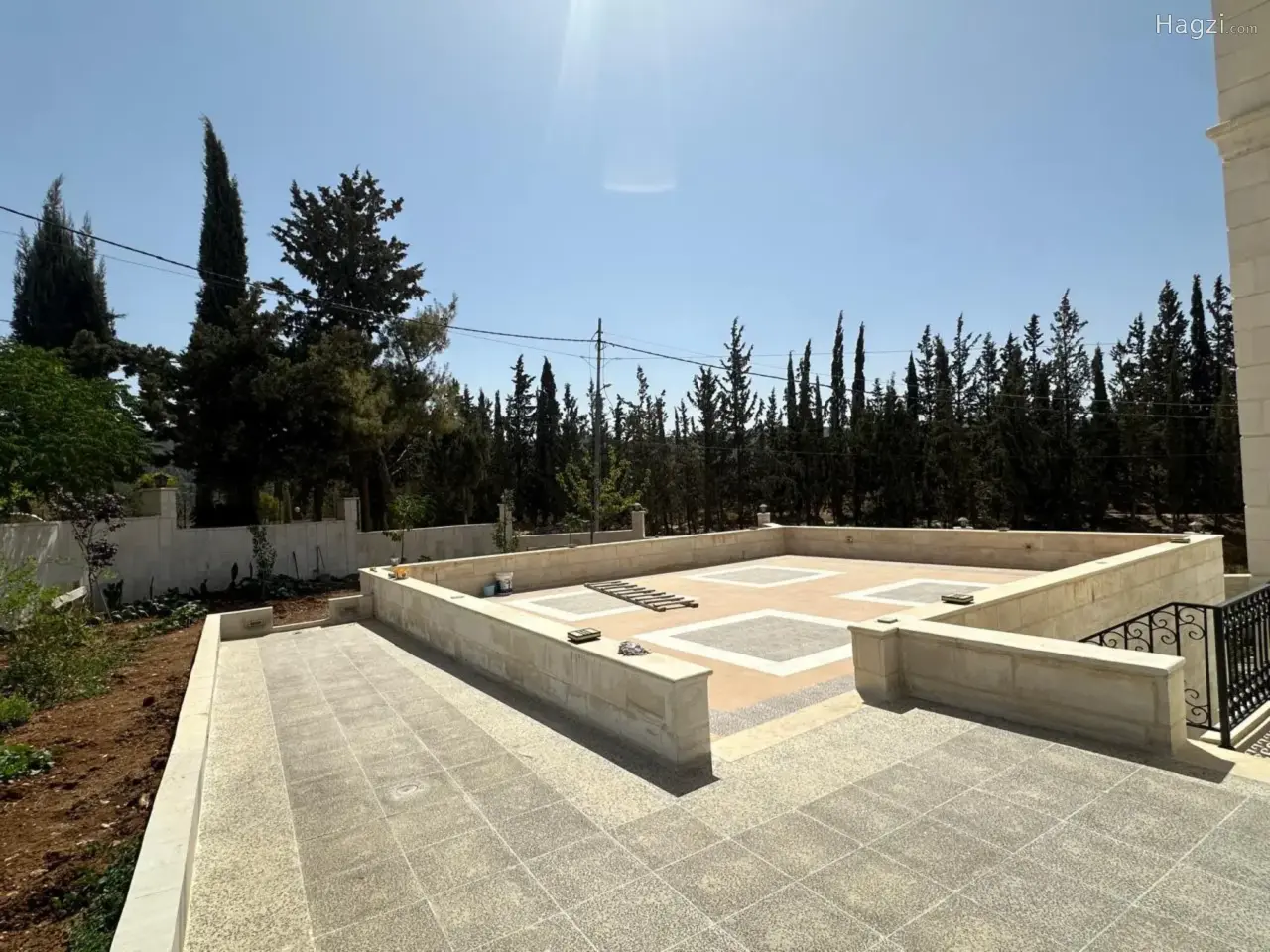 الصورة 9 من 12