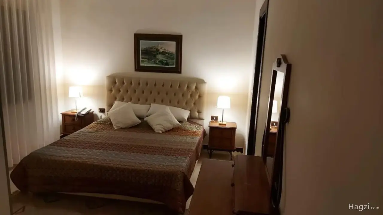 الصورة 8 من 12