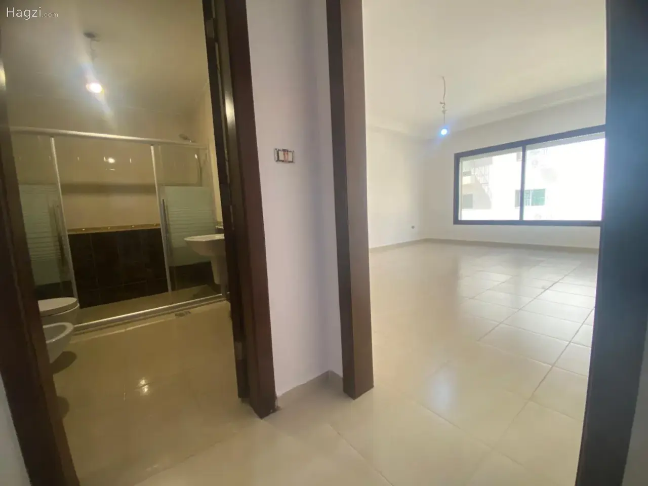 الصورة 12 من 12