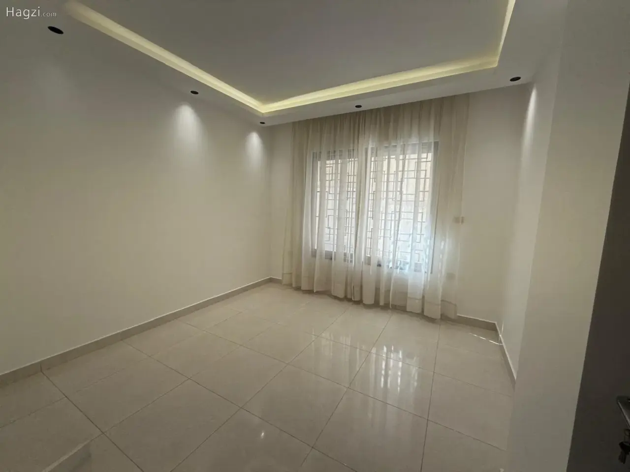 الصورة 9 من 12