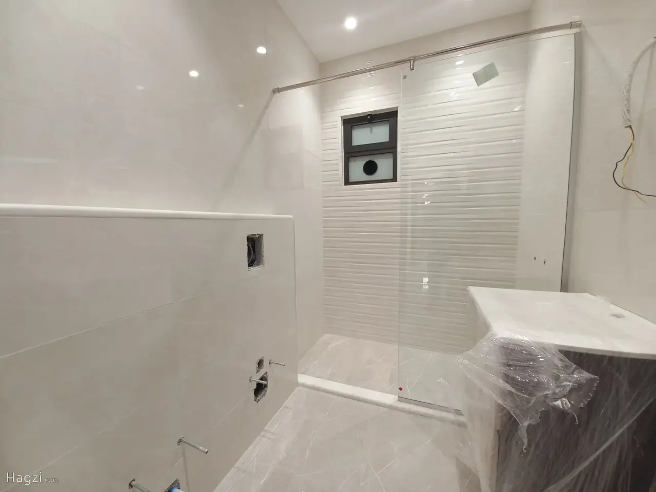 Apartment For Sale in Deir Ghbar #4532