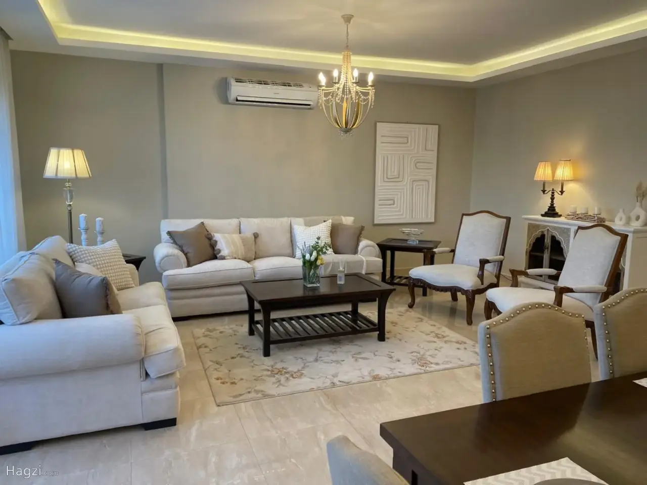الصورة 2 من 12