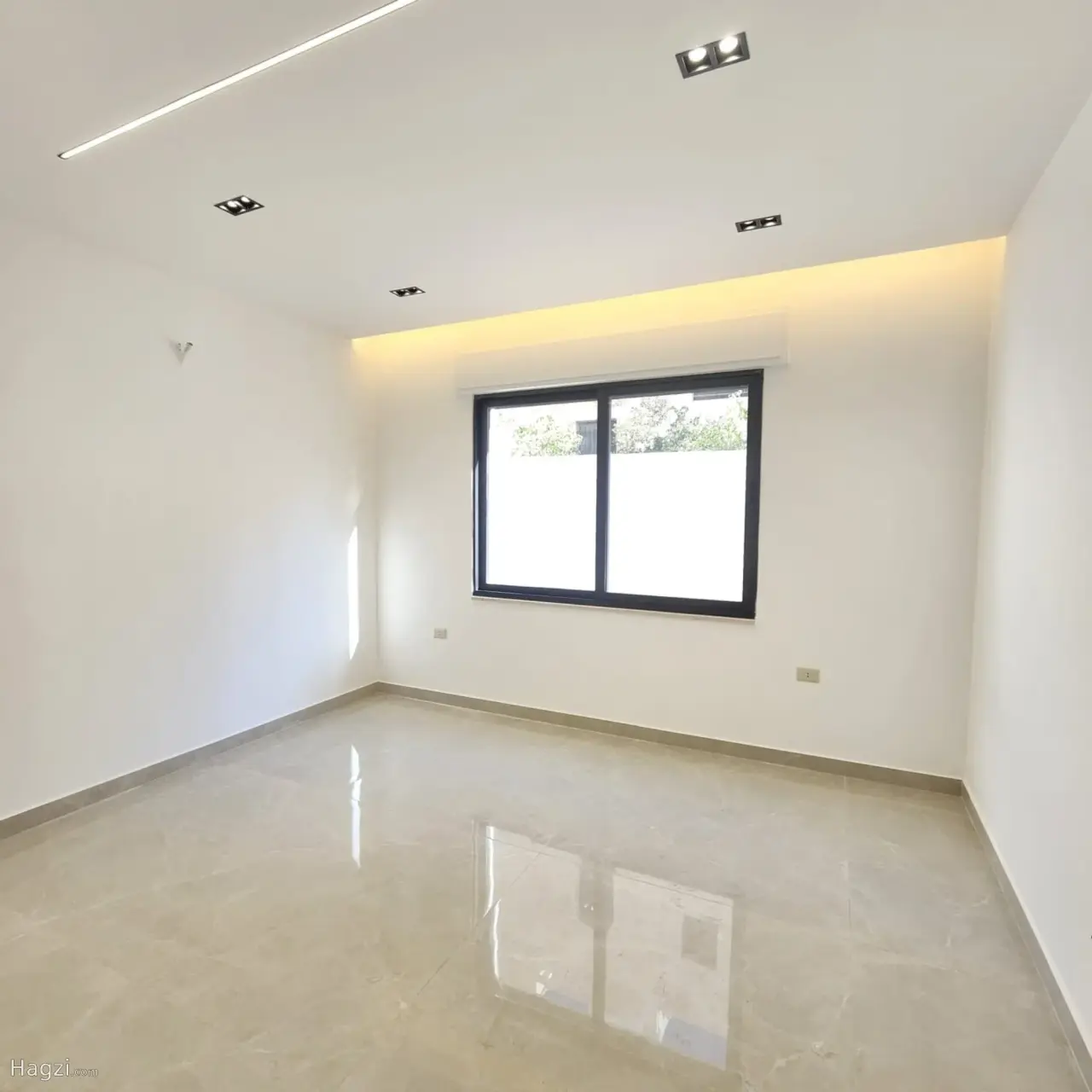 الصورة 3 من 12