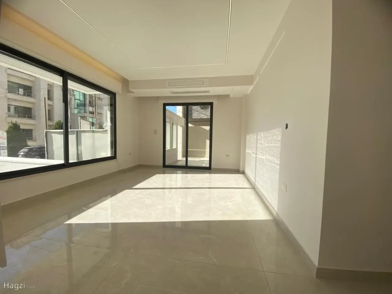 الصورة 3 من 12