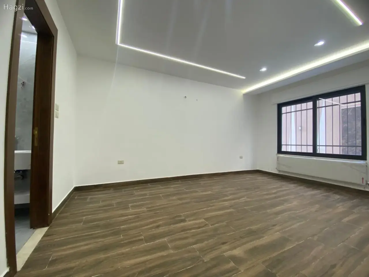الصورة 12 من 12
