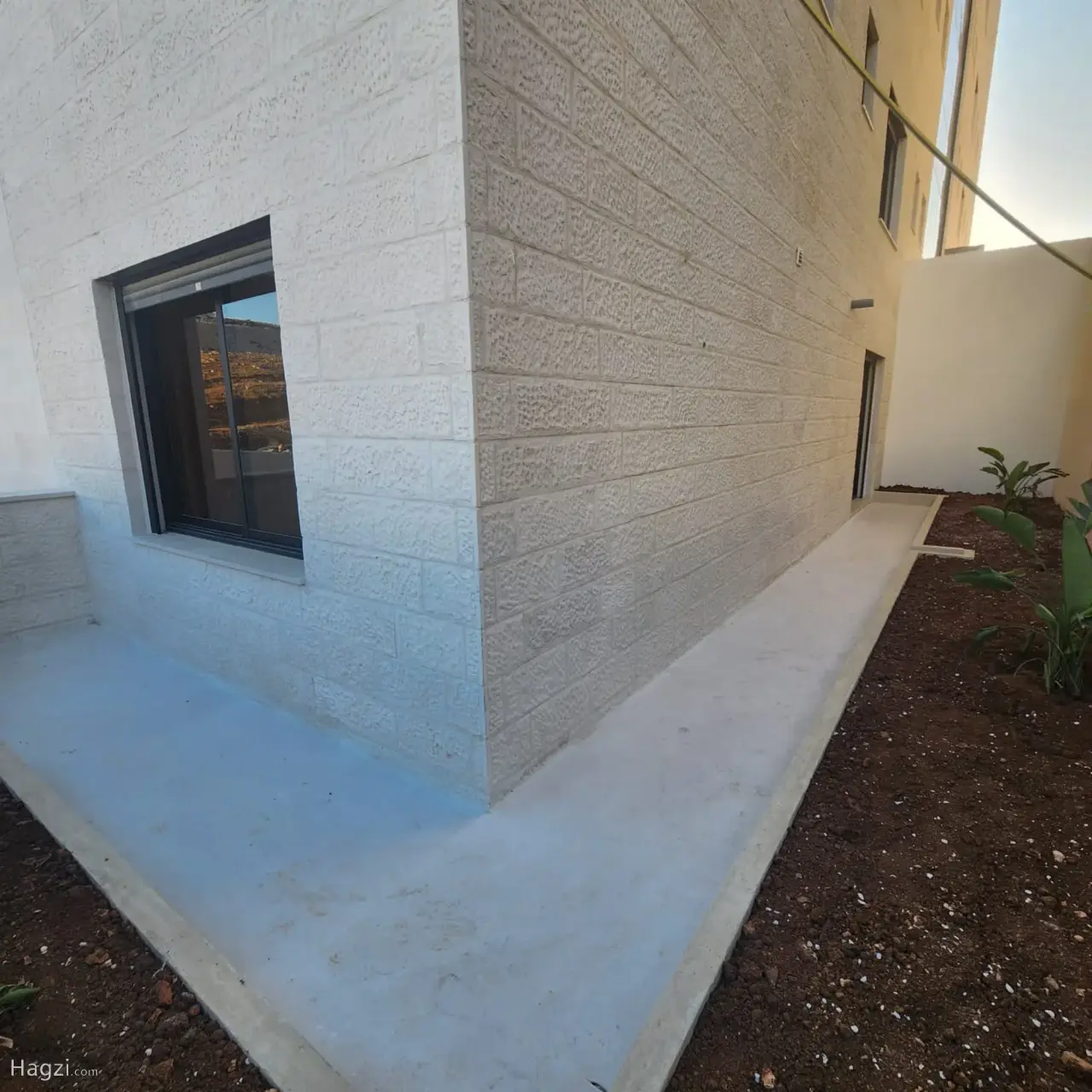 Photograph 3 of 12