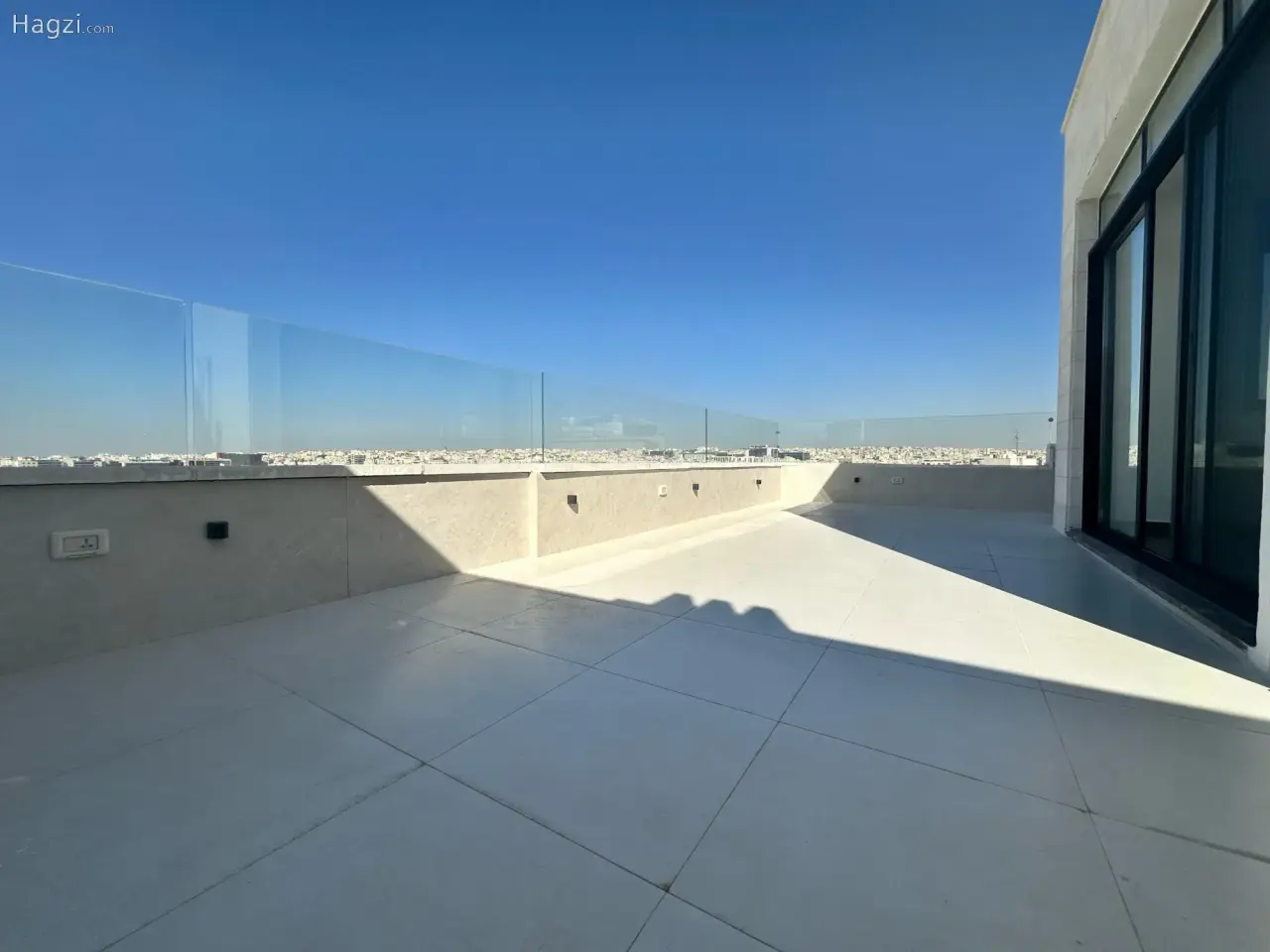 Apartment For Sale In Um Uthaina #4524