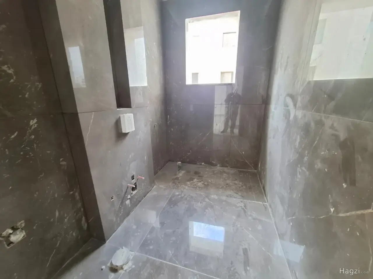 الصورة 2 من 11