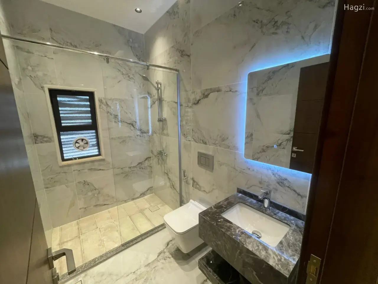 Apartment for sale in Deir Ghbar #2276