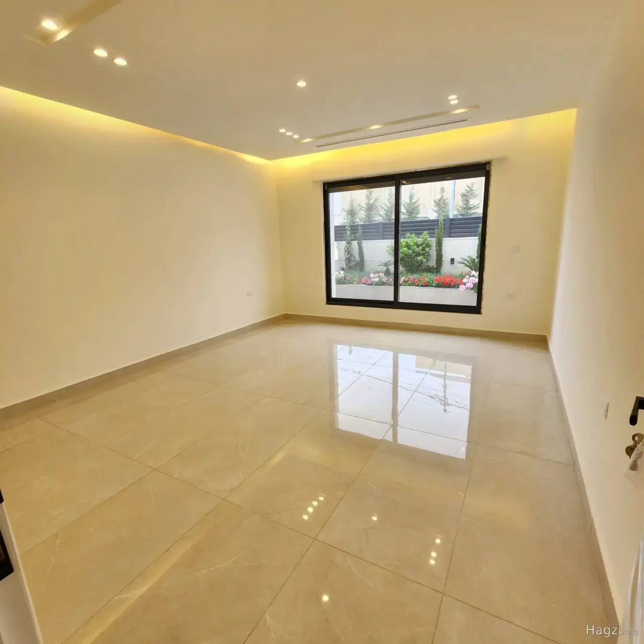 Unfurnished apartment for sale #2266