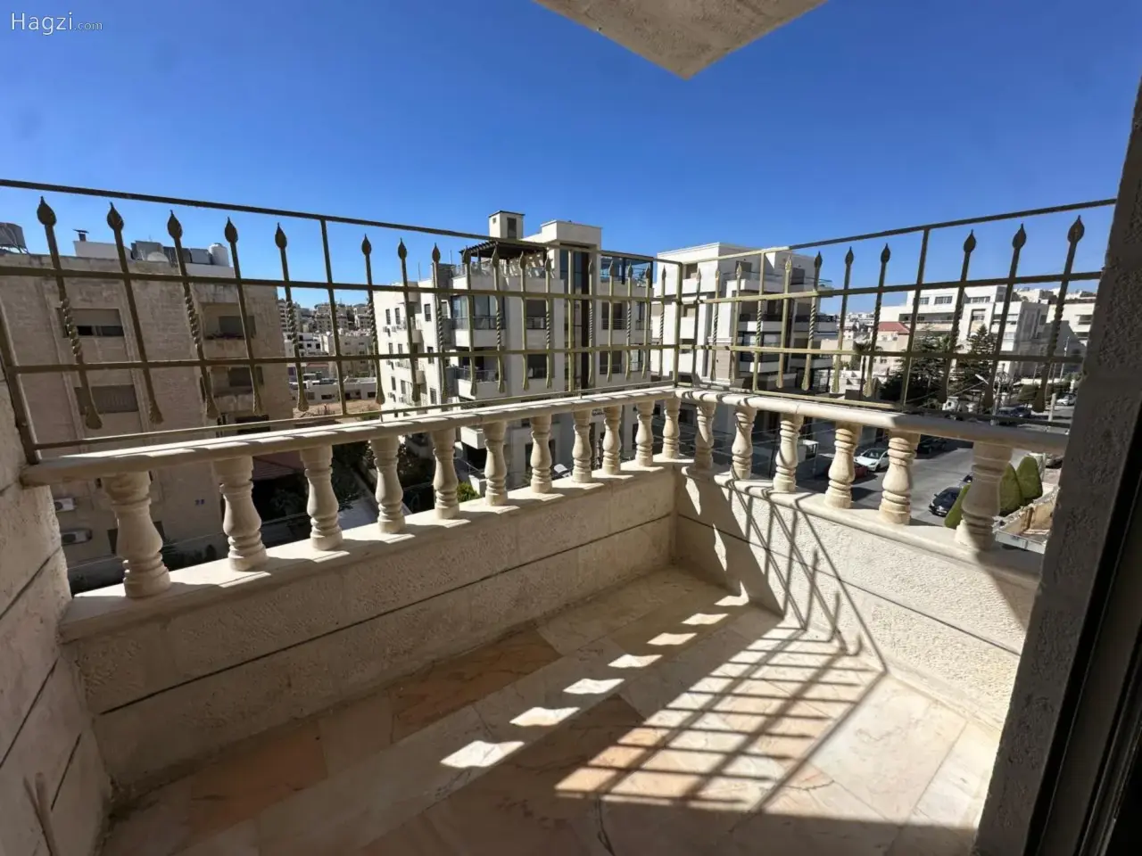 الصورة 5 من 12