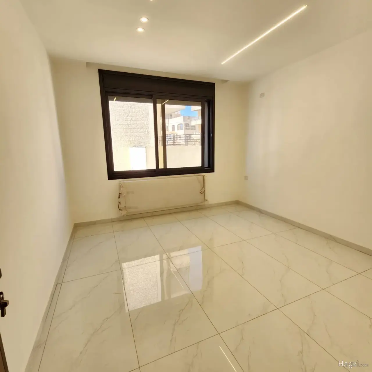 Unfurnished apartment for sale #2206