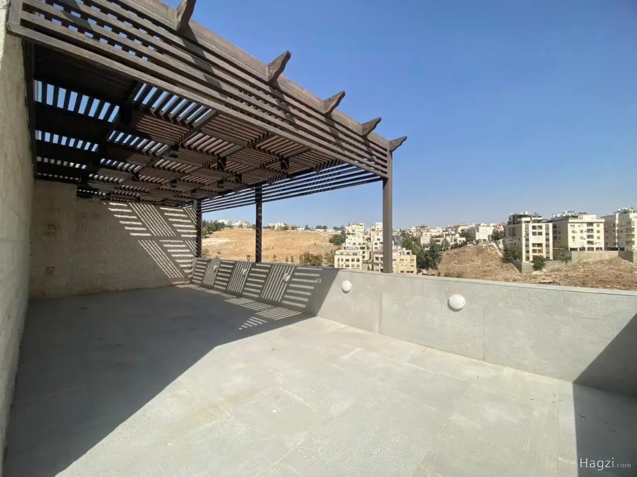الصورة 2 من 12