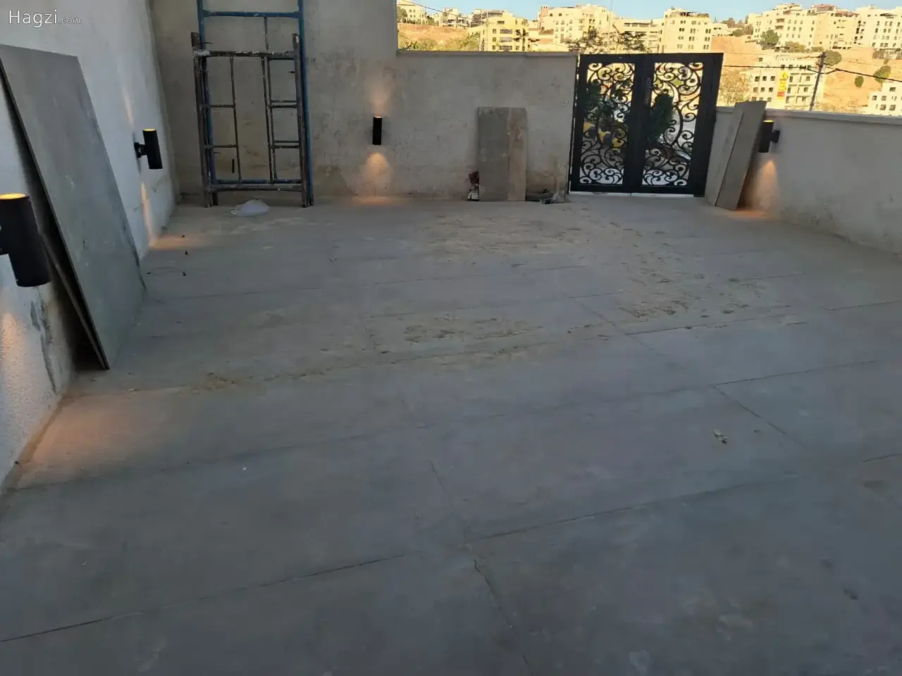 Unfurnished apartment for sale #1964