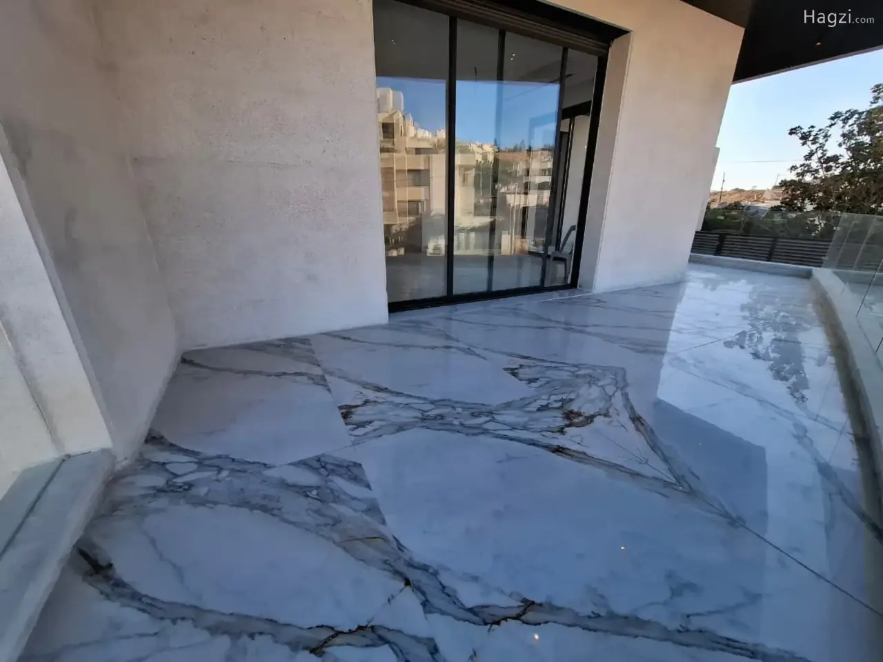 Unfurnished apartment for sale #1960