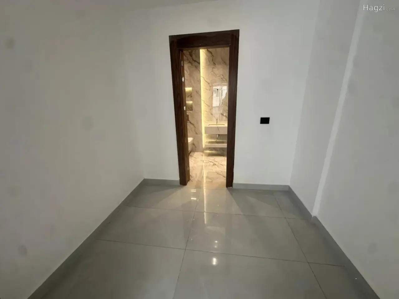 الصورة 9 من 12