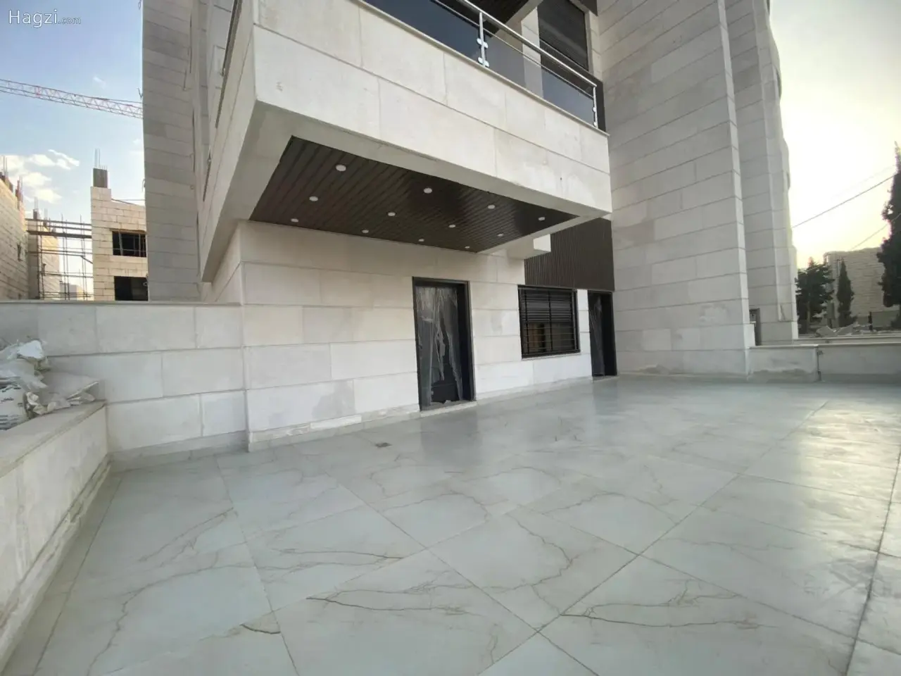 Photograph 2 of 12