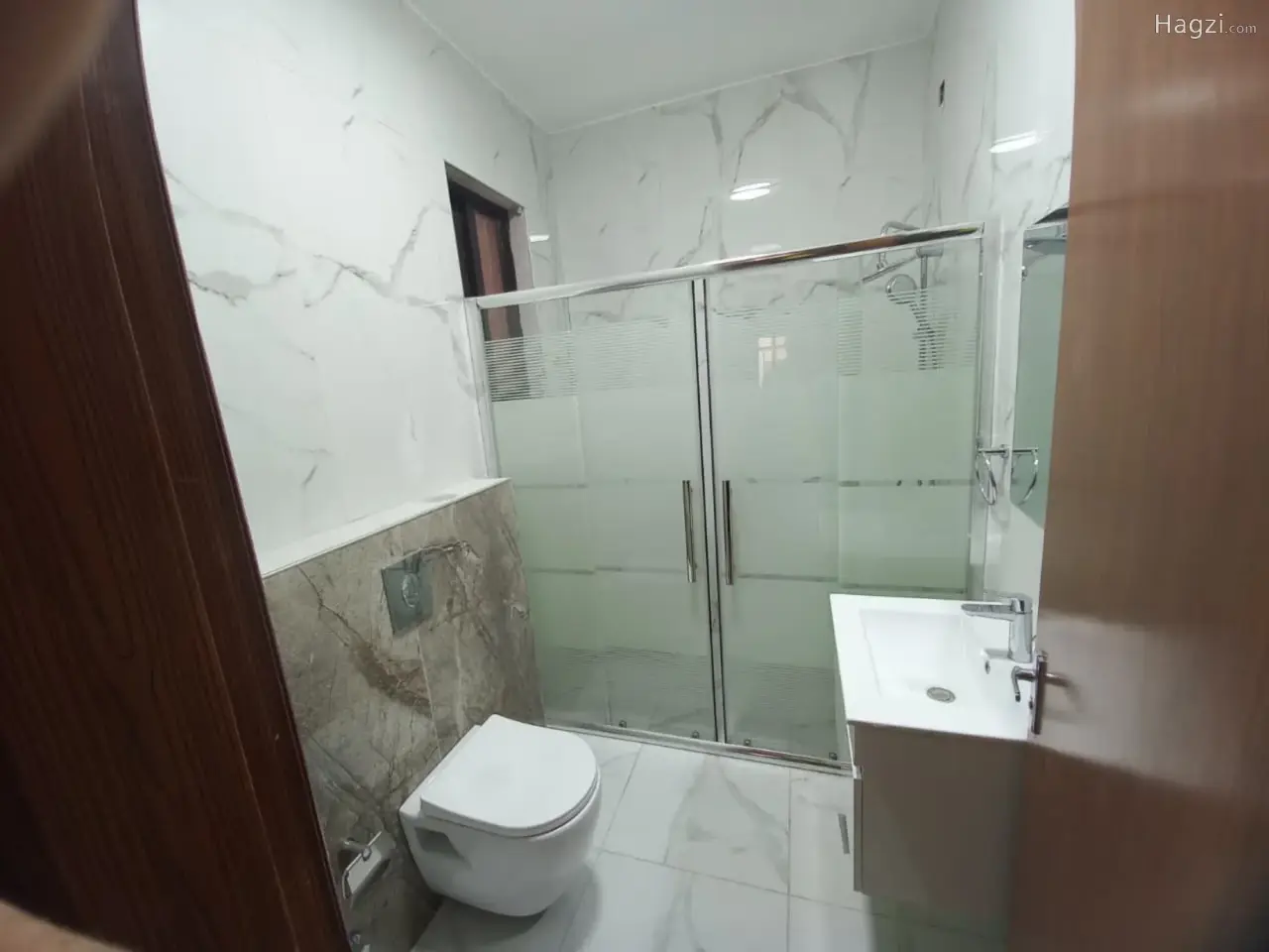 Three Bedrooms Apartment for rent in Abdoun #1716