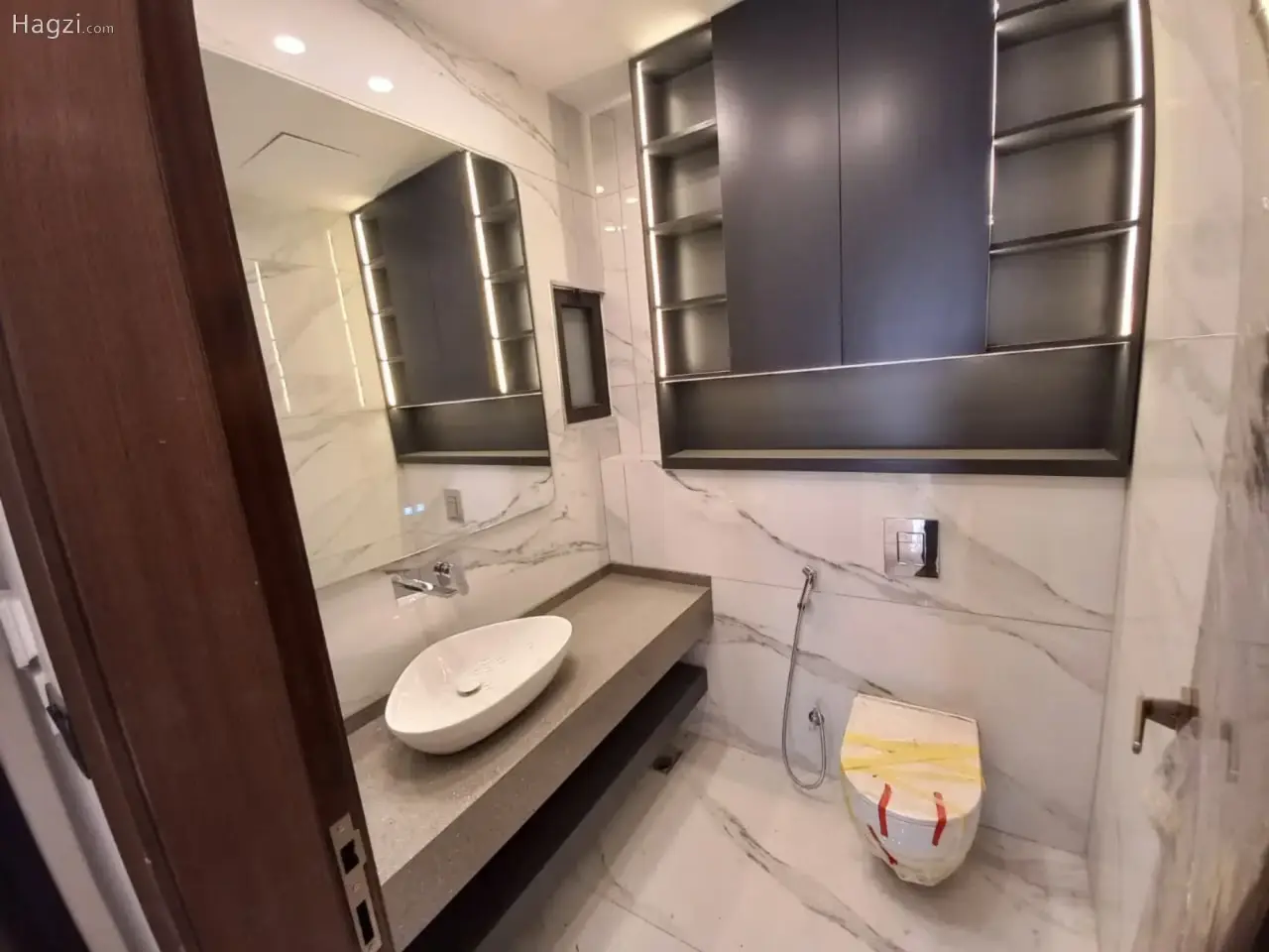 ِFour Bedrooms Apartment for Sale in Deir Ghbar #1700