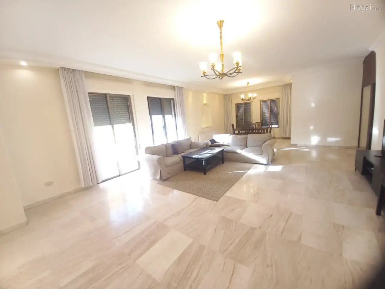 Three Bedrooms Apartment for rent in Deir Ghbar #1678