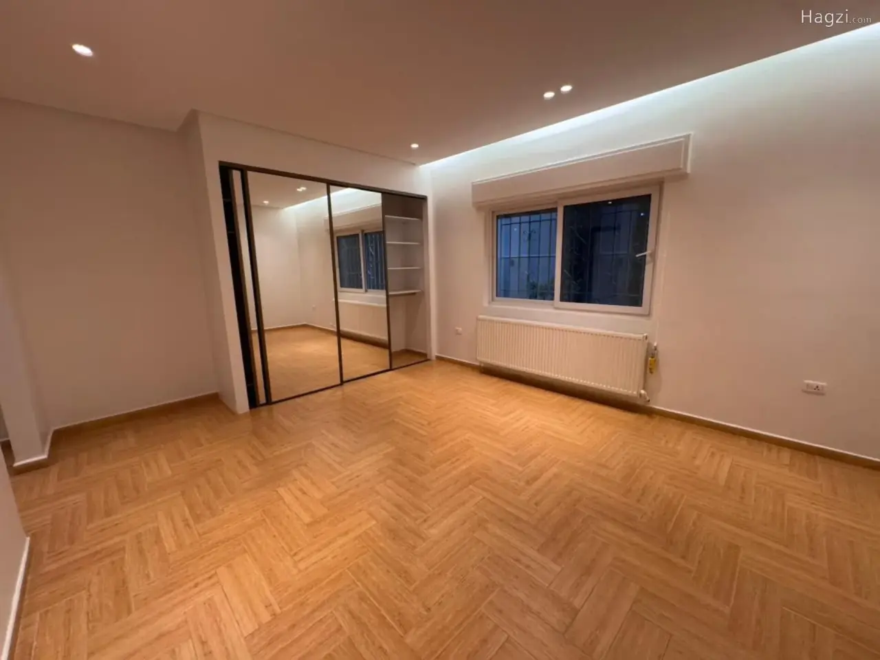 4 bedroom apartment for rent in Deir Ghbar #1618