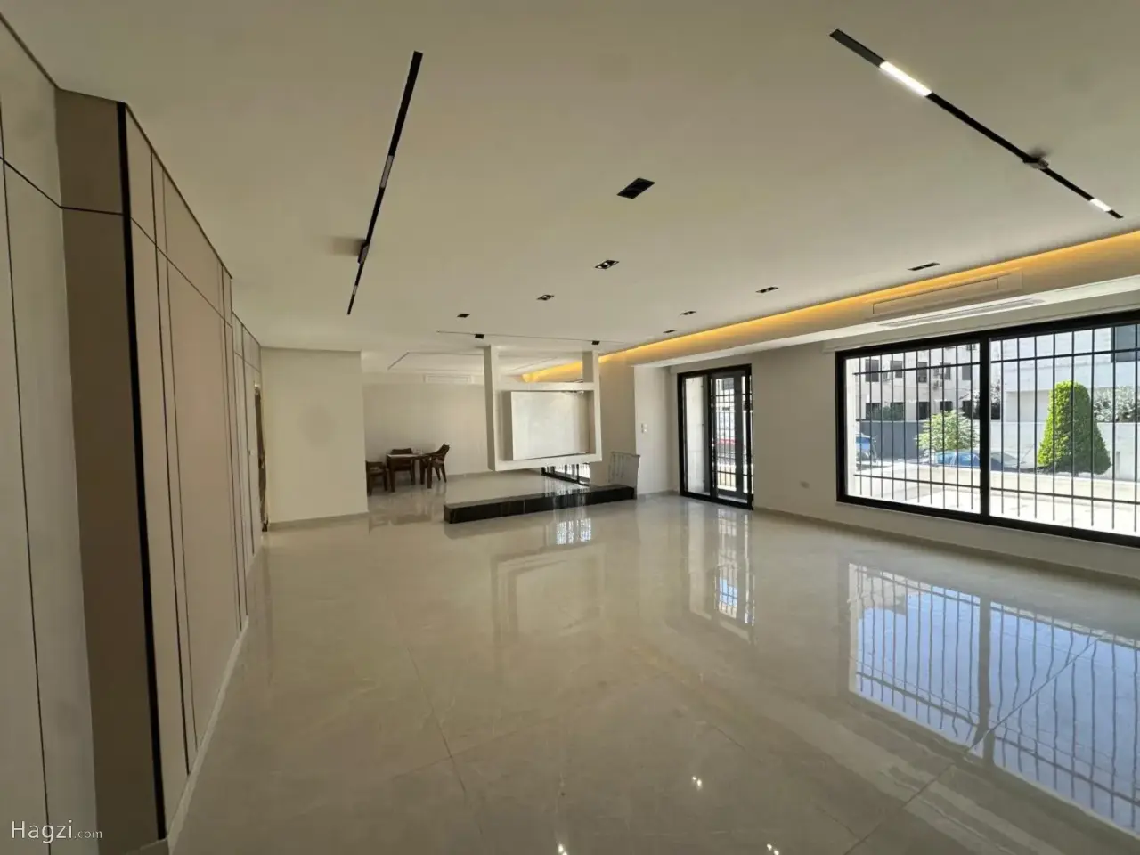 Apartment for Sale in Um Uthaina #1604