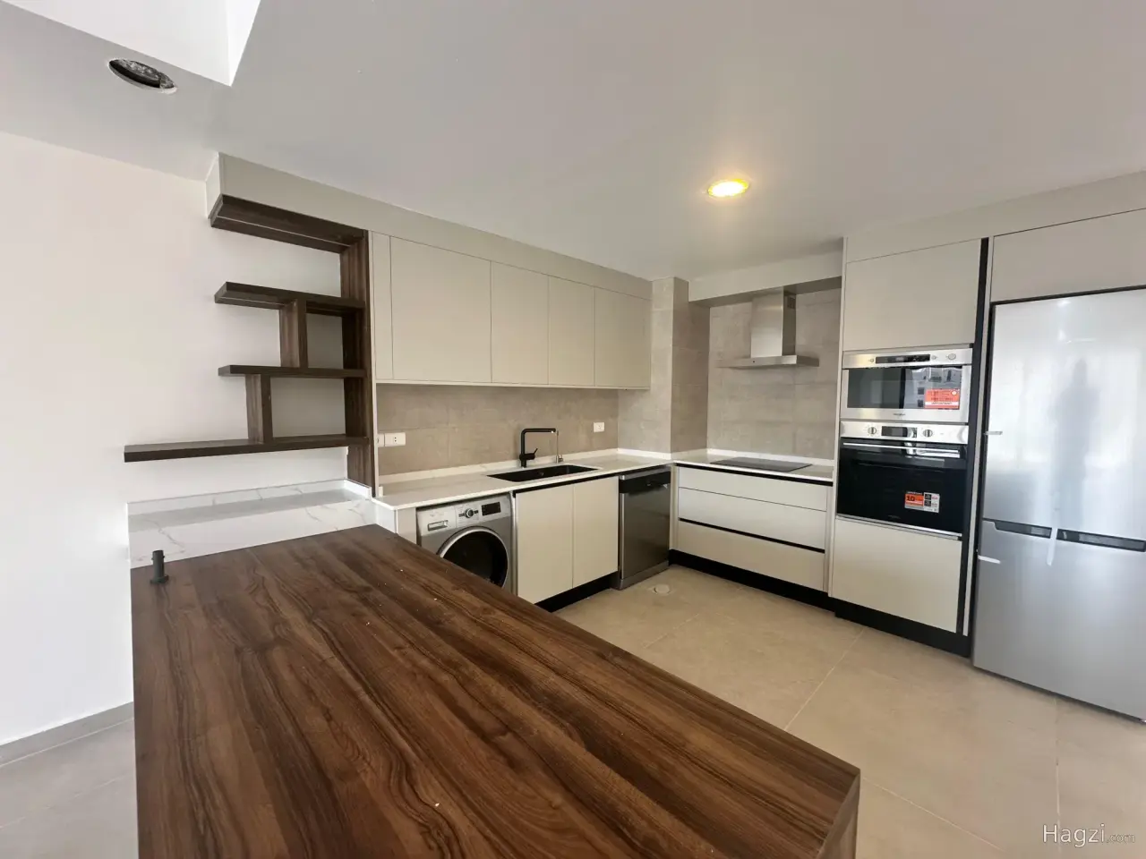 Semi-Furnished Apartment For Sale In Abdoun #1438