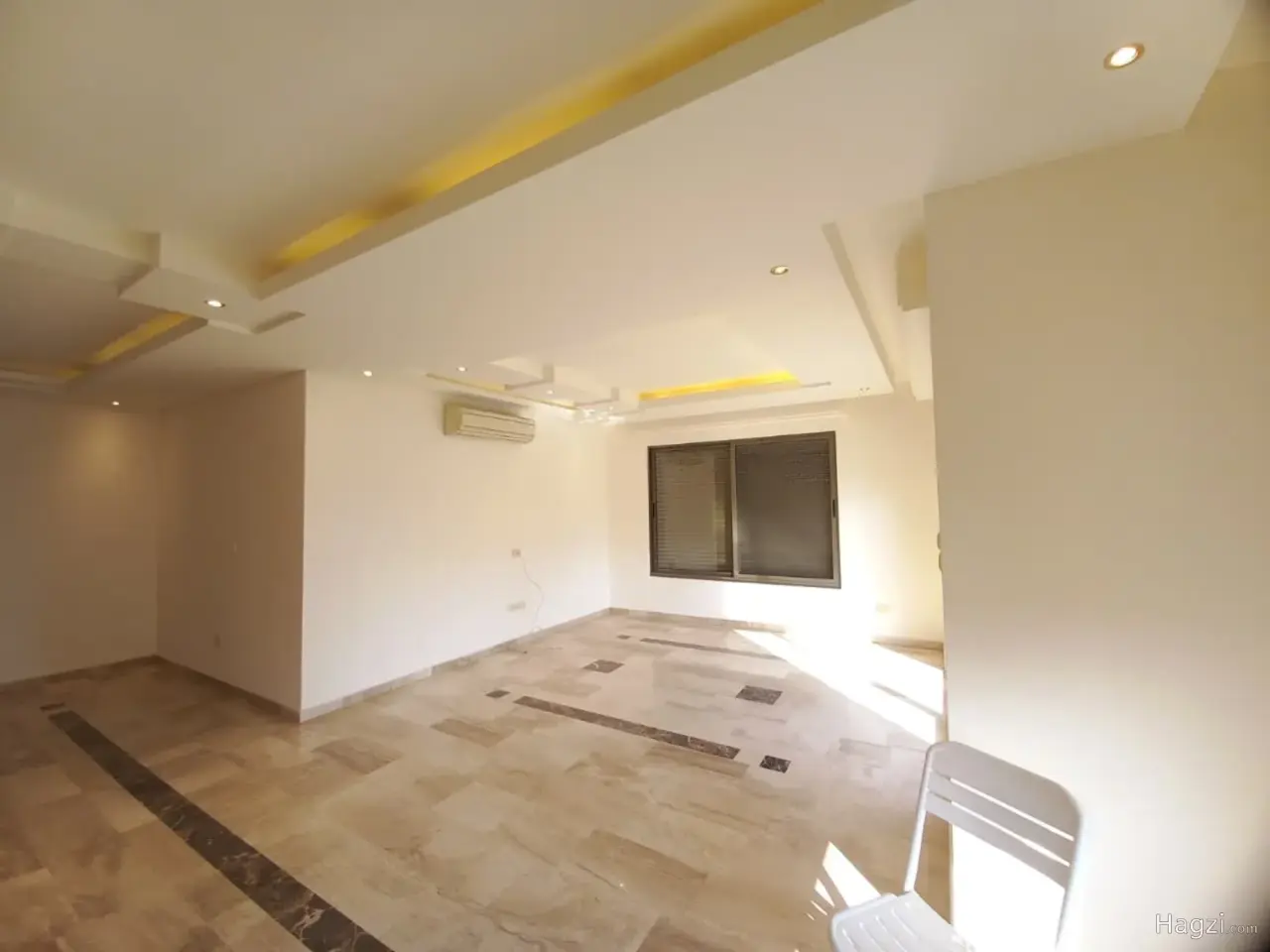Apartment for rent in Deir Ghbar #1402