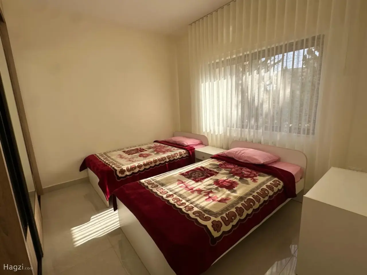 الصورة 11 من 12