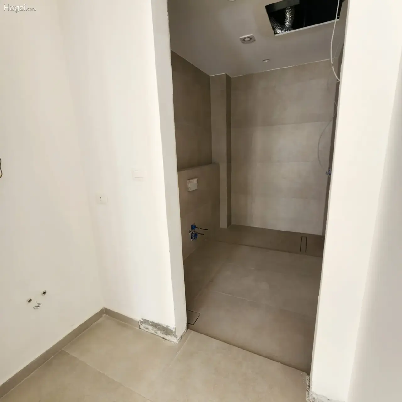 الصورة 12 من 12