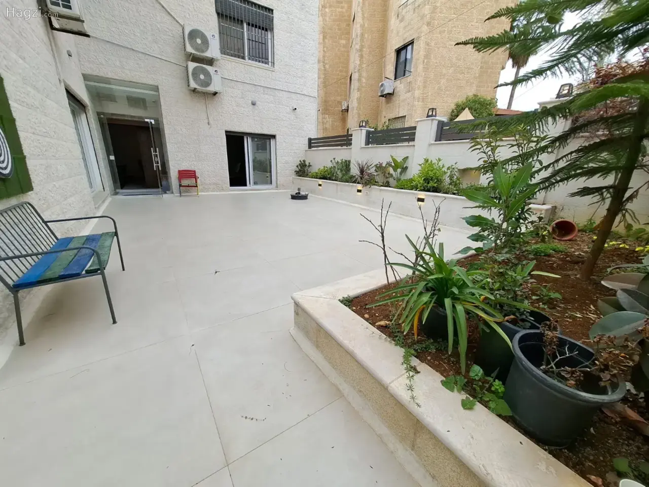 الصورة 4 من 12