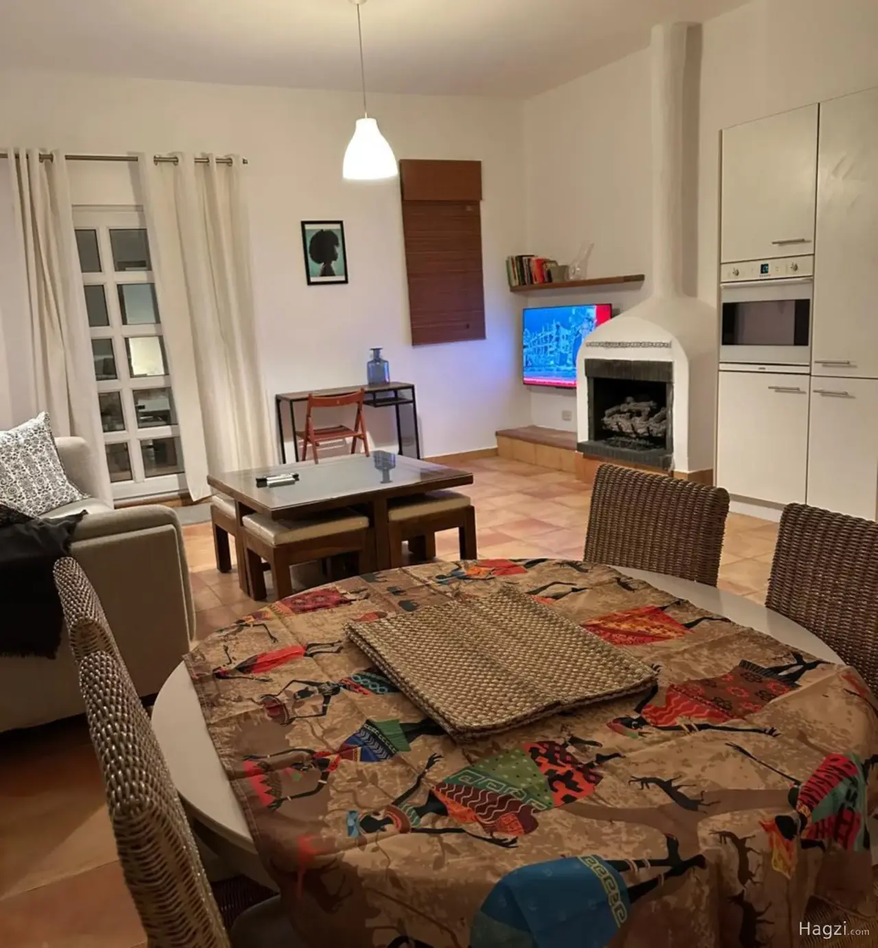 Photograph 2 of 6