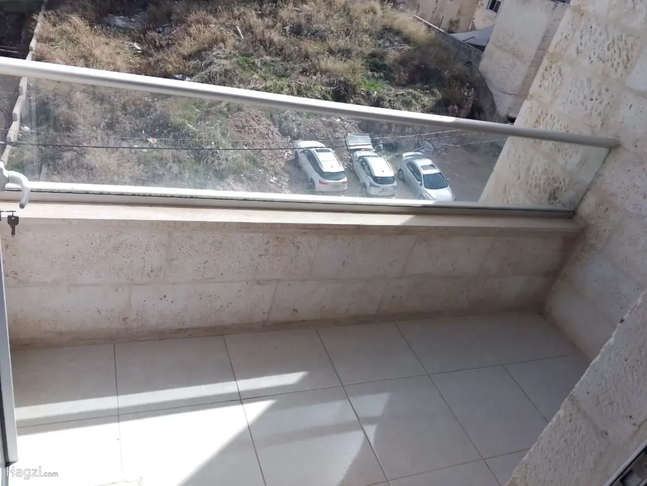Photograph 12 of 12