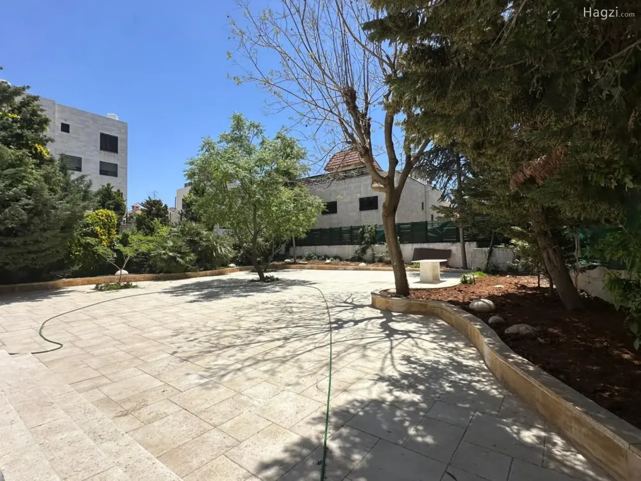 Photograph 2 of 12