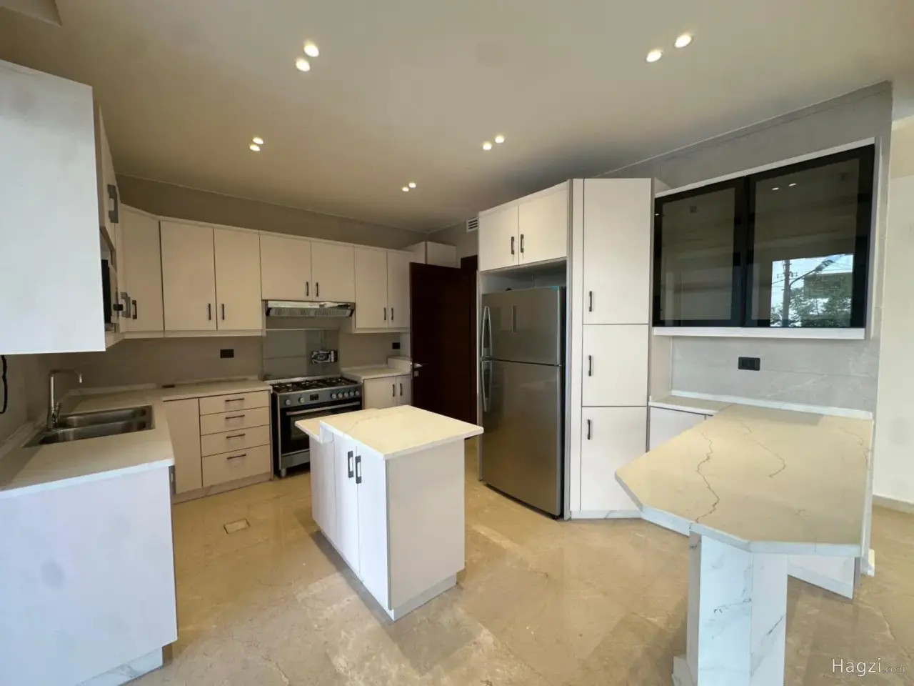 Furnished apartment for rent in Deir Ghbar #128